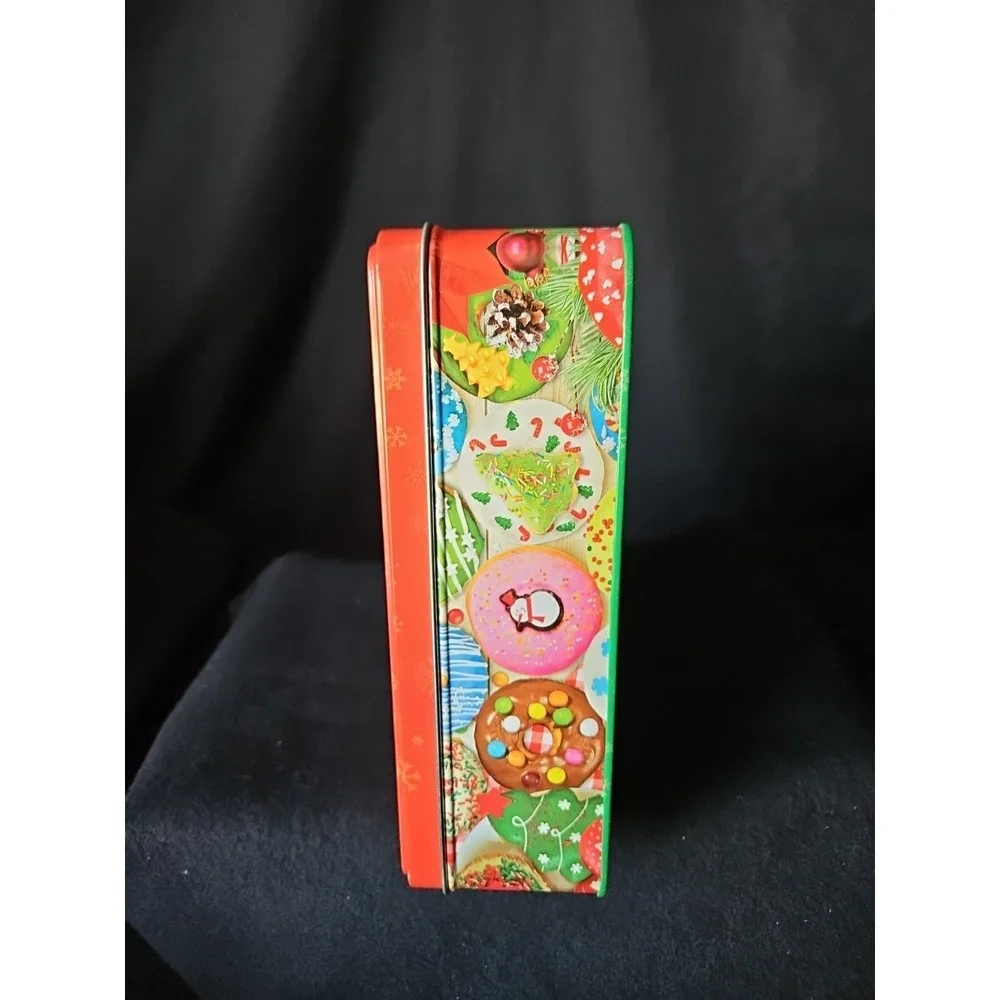 Eurographics 1000 piece Jigsaw Puzzle In a Tin Christmas Donuts Holiday Colorful